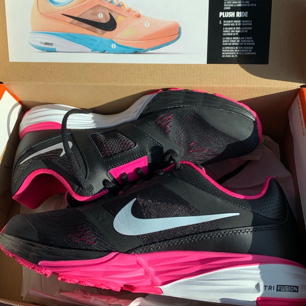 NWT Nike Women’s Running Shoes